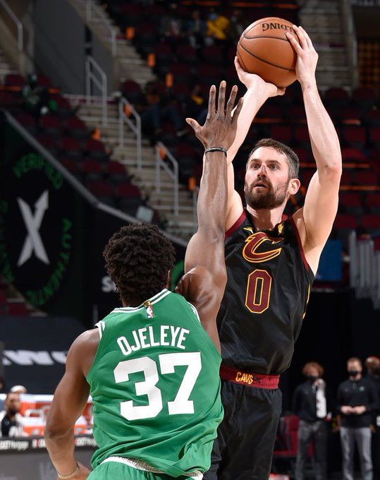 随着中国足 随着中国足